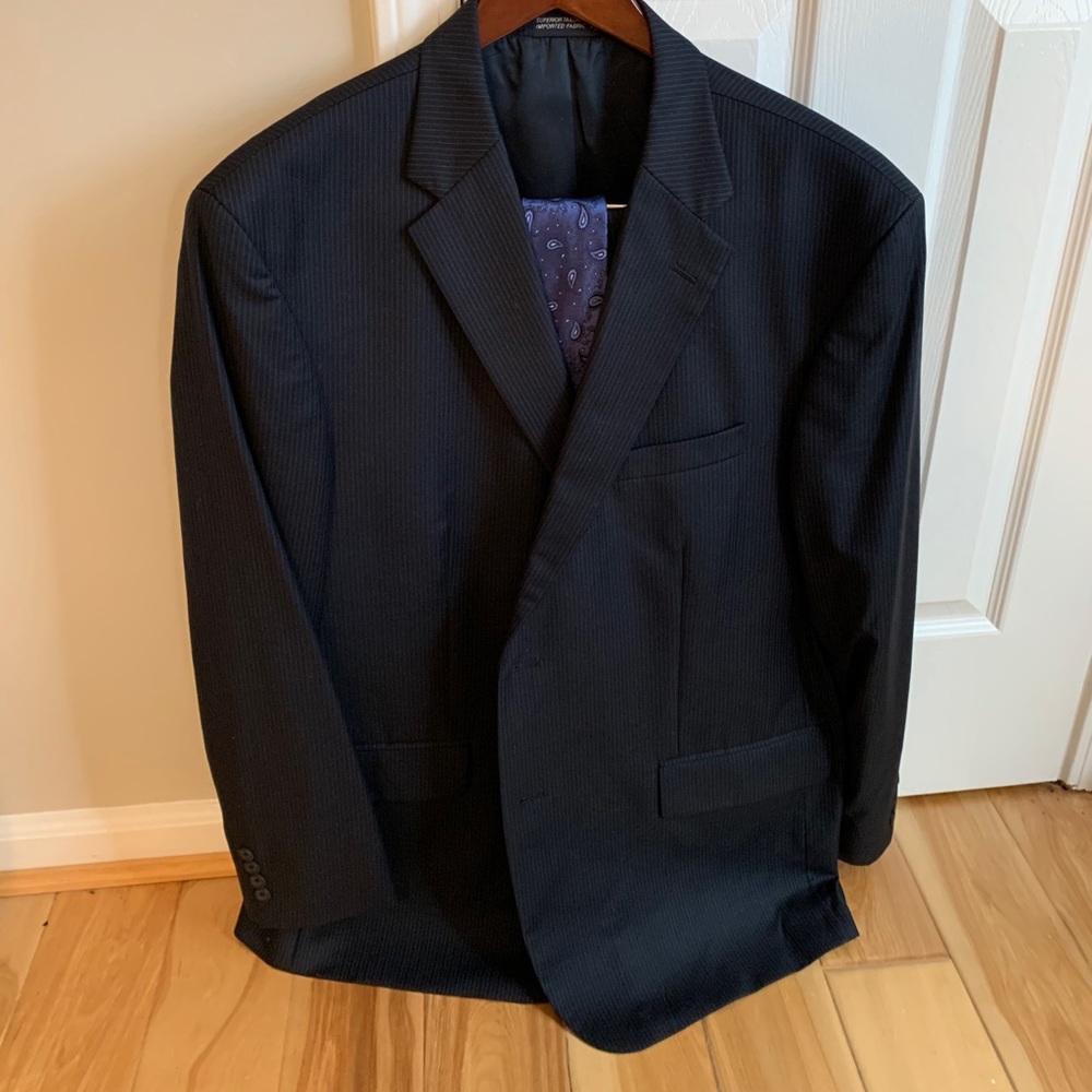 Nautica Men’s Suit Pinstripe Suit. Like New!